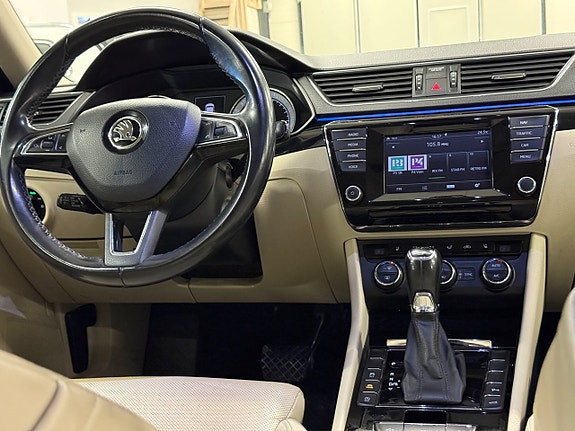 Skoda Superb 21 of 25