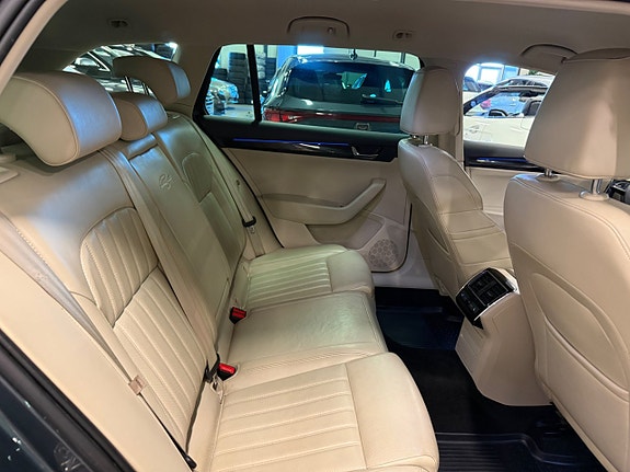 Skoda Superb 22 of 25