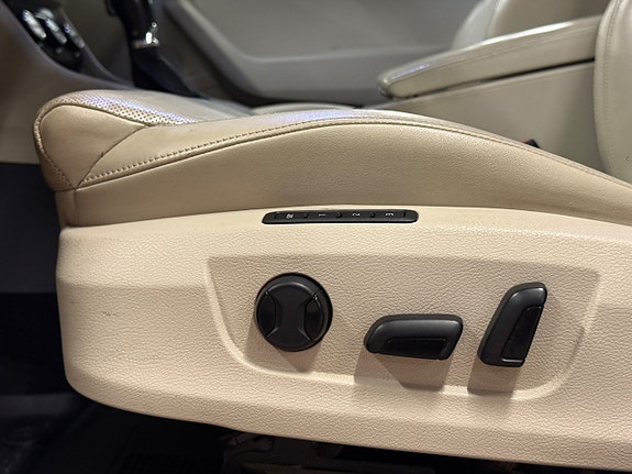 Skoda Superb 14 of 25