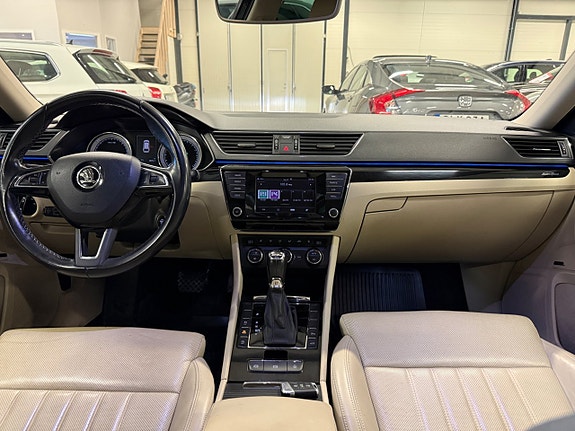 Skoda Superb 19 of 25