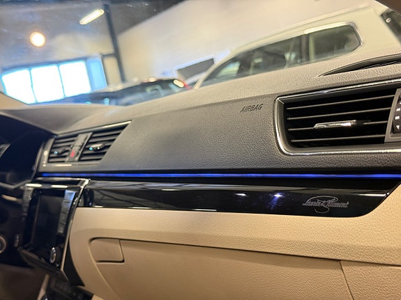 Skoda Superb 18 of 25