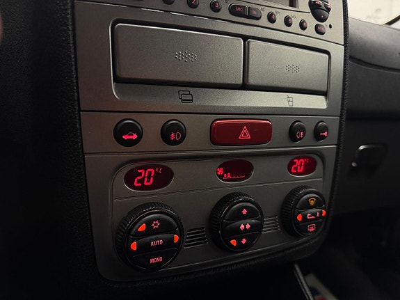 Alfa Romeo 147 7 of 18