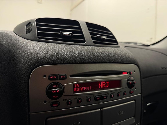 Alfa Romeo 147 8 of 18