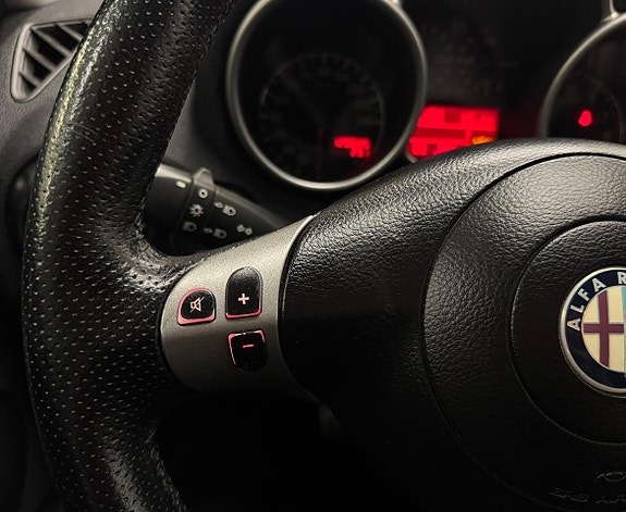 Alfa Romeo 147 11 of 18