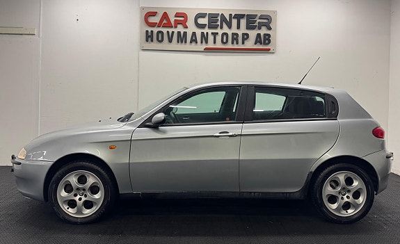 Alfa Romeo 147 2 of 18