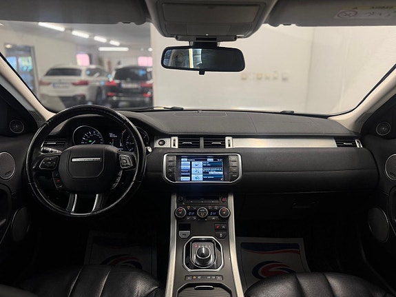 Land Rover Range Rover Evoque 8 of 30