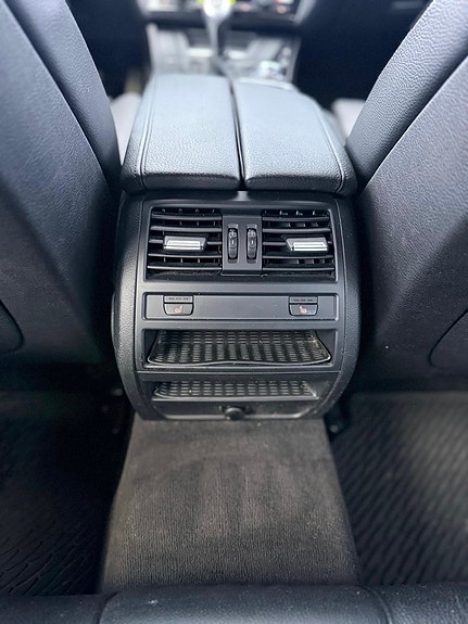BMW 523i 11 of 20