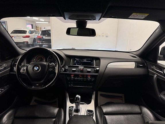 BMW X4 8 of 30