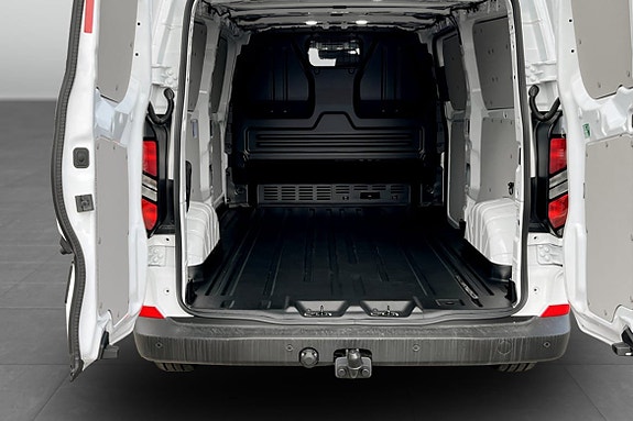 Ford Transit Custom 10 of 10