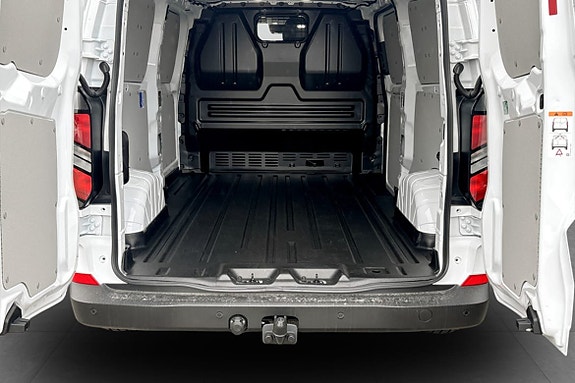Ford Transit Custom 14 of 14