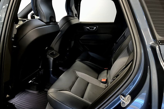 Volvo XC60 8 of 9