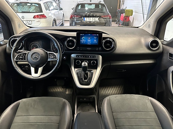 Mercedes-Benz T180 d 11 of 30