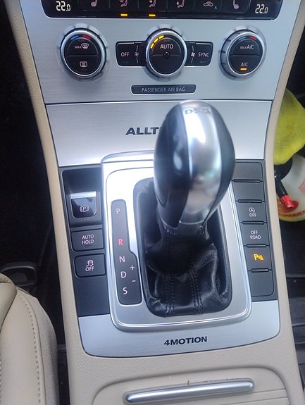 Volkswagen Passat Alltrack 18 of 18