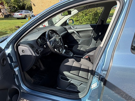 Skoda Octavia 8 of 14