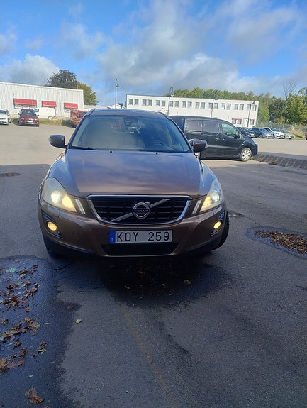 Volvo XC60 9 of 30