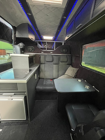 Volkswagen Crafter 6 of 7