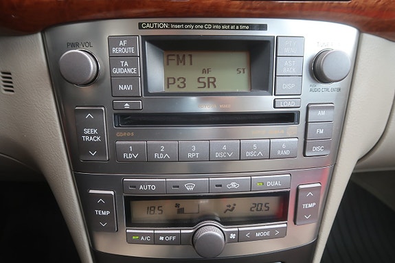 Toyota Avensis 14 of 23