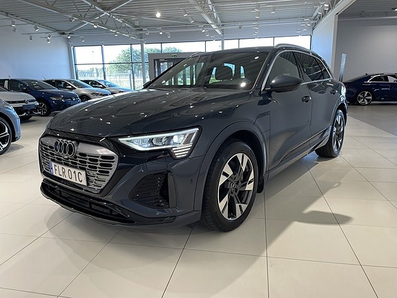 Audi Q8 e-tron 5 of 30