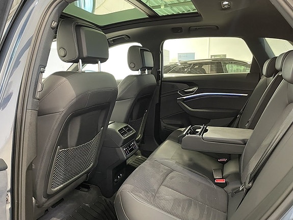 Audi Q8 e-tron 21 of 30