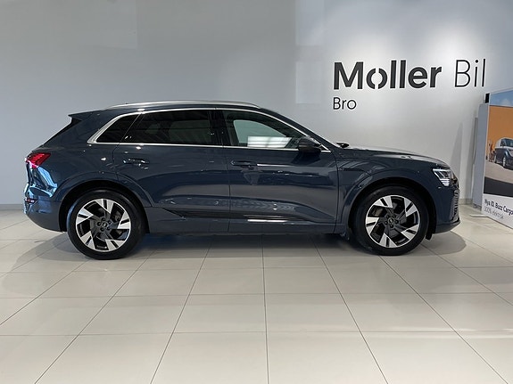 Audi Q8 e-tron 11 of 30