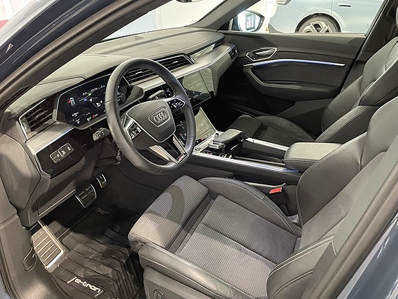 Audi Q8 e-tron 22 of 30