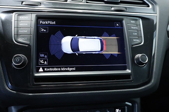 Volkswagen Tiguan 14 of 22