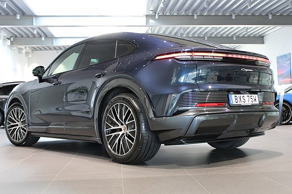 Porsche Cayenne Coupe 2 of 20