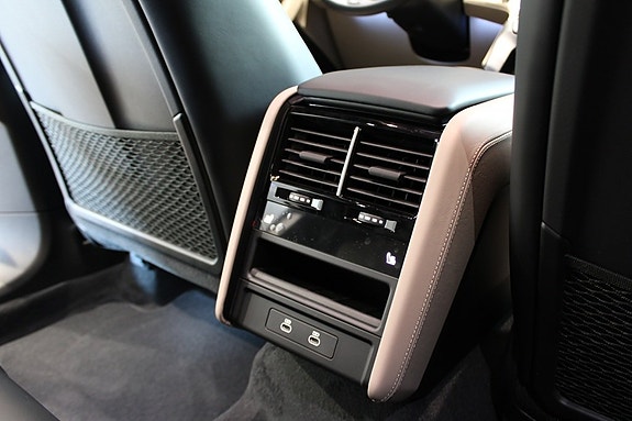 Porsche Cayenne Coupe 20 of 20