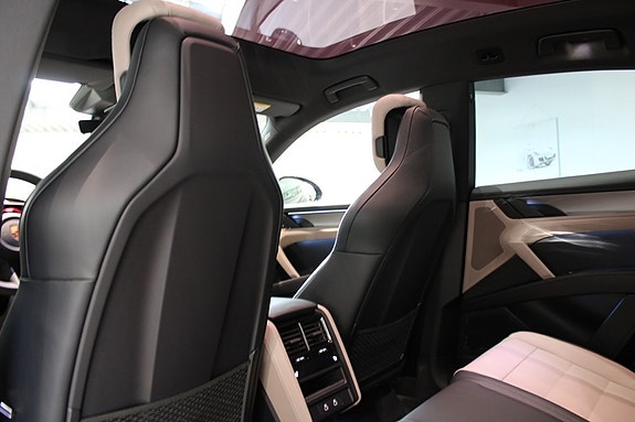 Porsche Cayenne Coupe 19 of 20