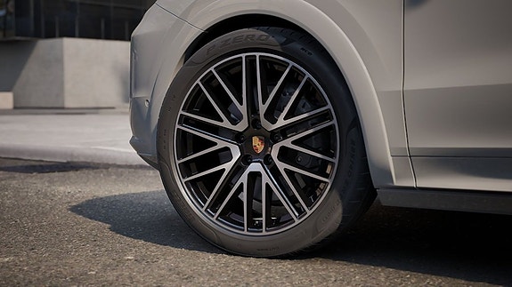 Porsche Cayenne 3 of 10