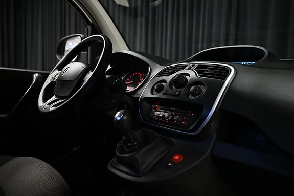 Renault Kangoo Maxi 27 of 29