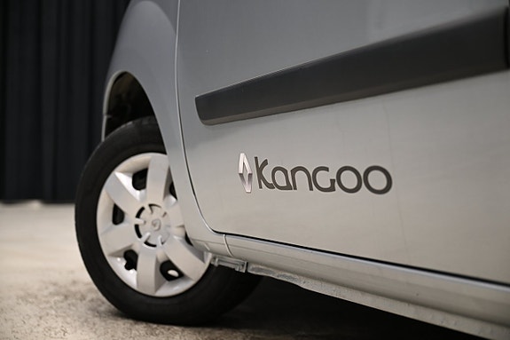 Renault Kangoo Maxi 9 of 29