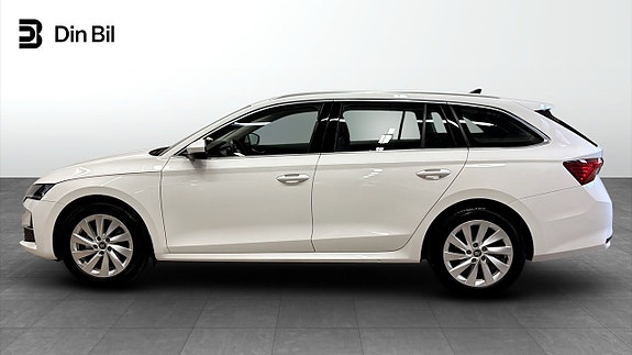 Skoda Octavia 2 of 12