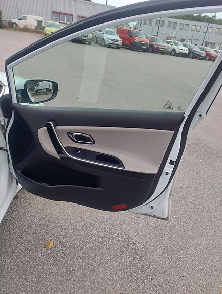 Kia Ceed 11 of 16