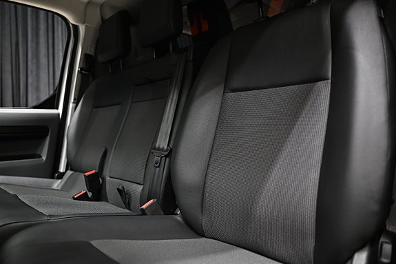 Opel Vivaro-e 24 of 30