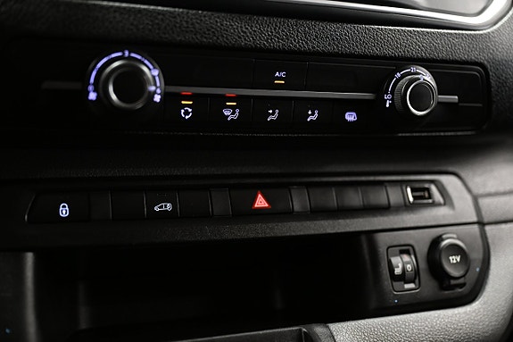 Opel Vivaro-e 28 of 30