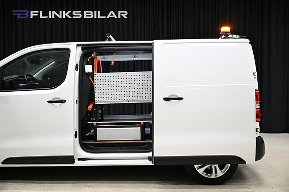 Opel Vivaro-e 6 of 30
