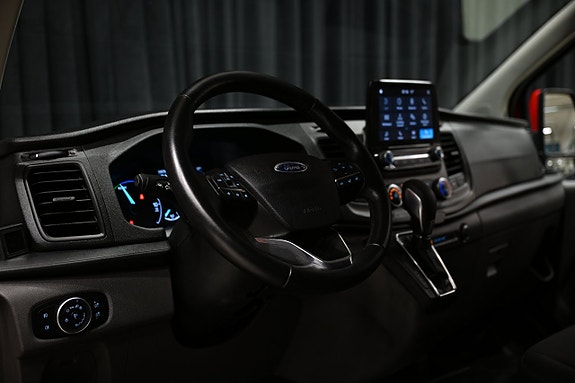 Ford Transit Custom 20 of 30