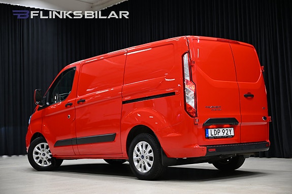 Ford Transit Custom 9 of 30