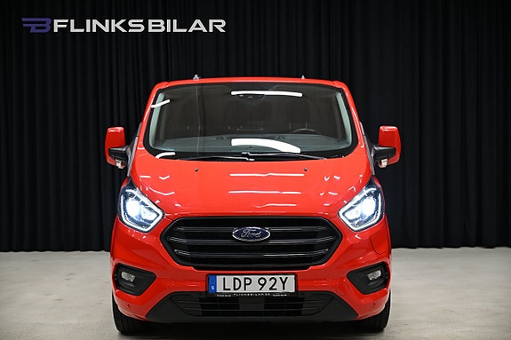 Ford Transit Custom 18 of 30