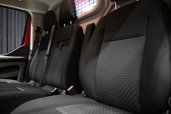 Ford Transit Custom 26 of 30