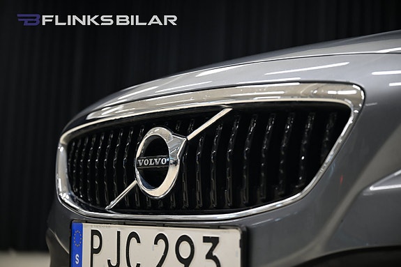Volvo V40 Cross Country 7 of 29