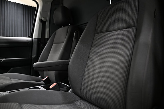 Volkswagen Caddy 16 of 28