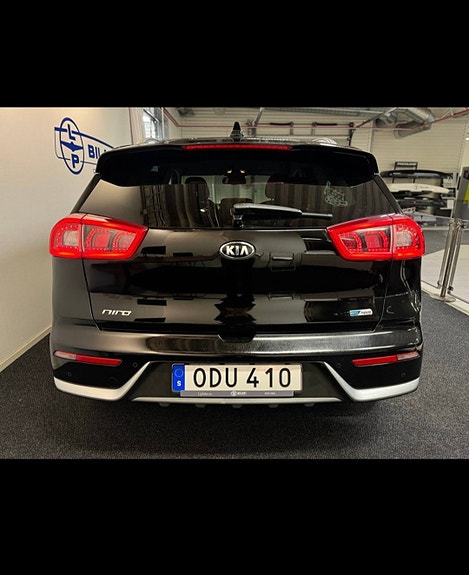 Kia Niro 2 of 5