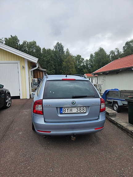 Skoda Octavia 4 of 5