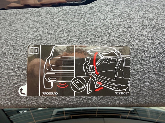 Volvo V60 13 of 28