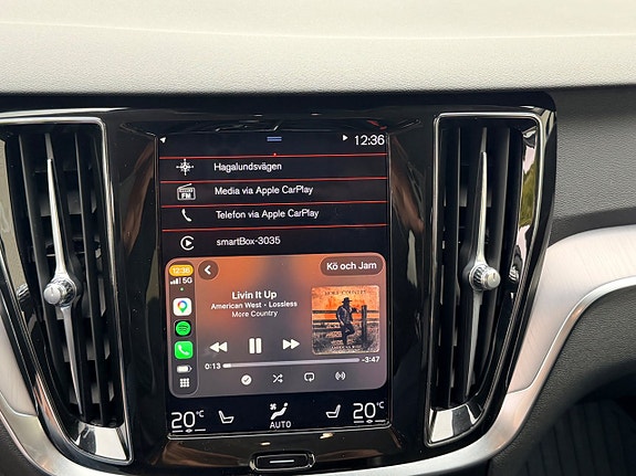 Volvo V60 22 of 28
