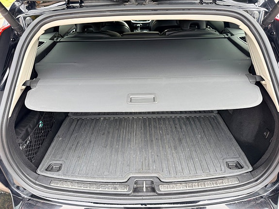 Volvo V60 27 of 28