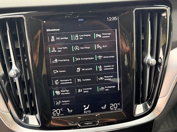 Volvo V60 19 of 28