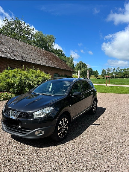 Nissan Qashqai+2 2 of 16